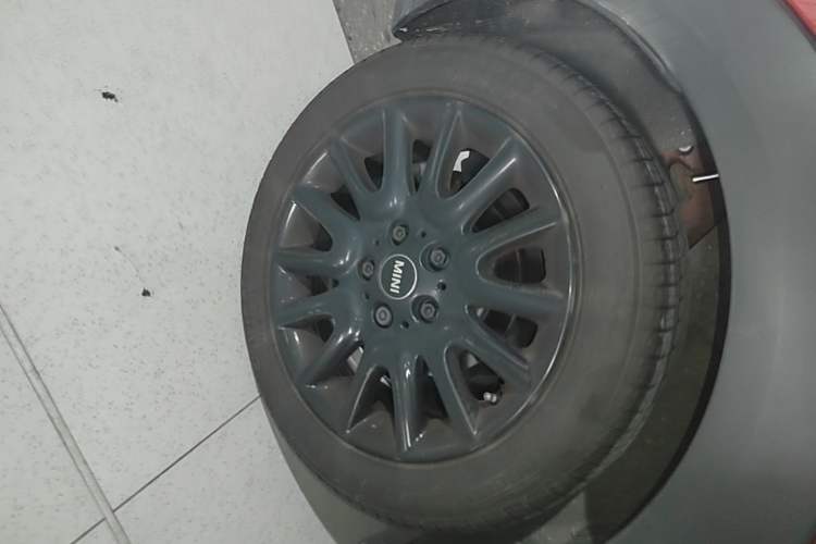 Used MINI 2016 1.5T COOPER Right Rear Wheel Hub
