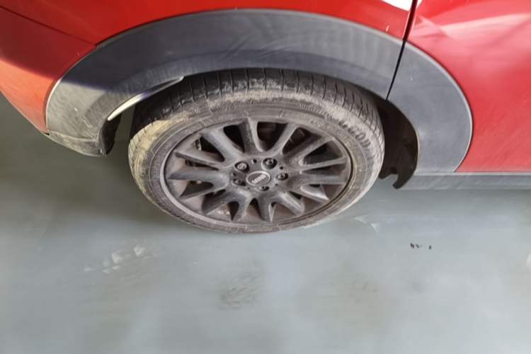 Used MINI 2016 1.5T COOPER Five-Door Edition Right Rear Wheel Hub