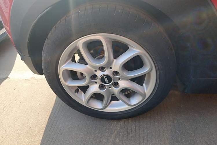 Used MINI 2016 1.2T ONE Pioneer Edition Right Rear Wheel Hub