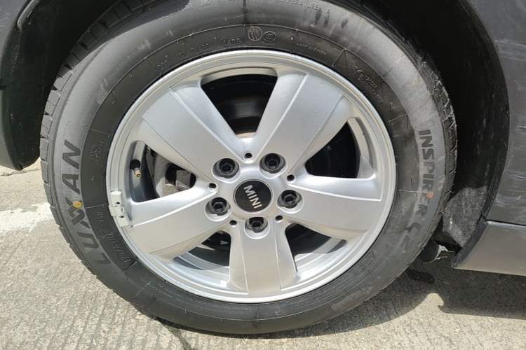 Used MINI 2016 1.2T ONE Right Rear Wheel Hub