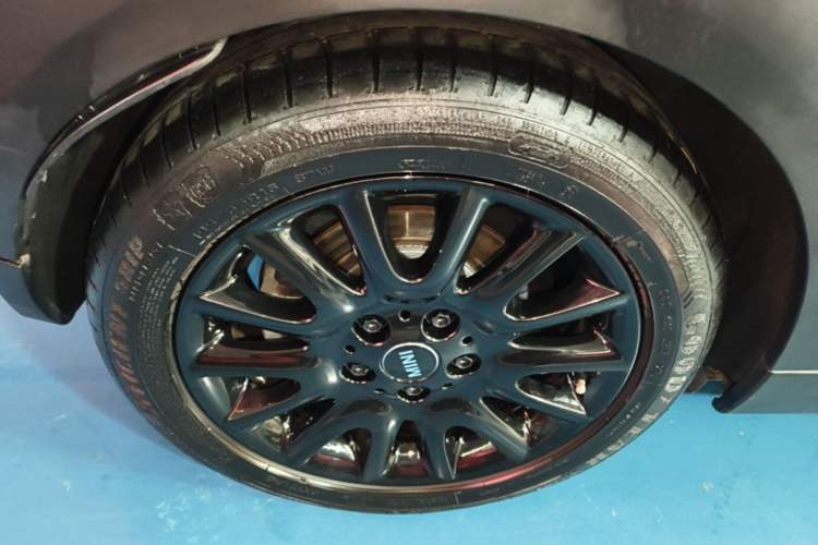 Used MINI 2016 1.2T ONE Pioneer Edition Right Rear Wheel Hub