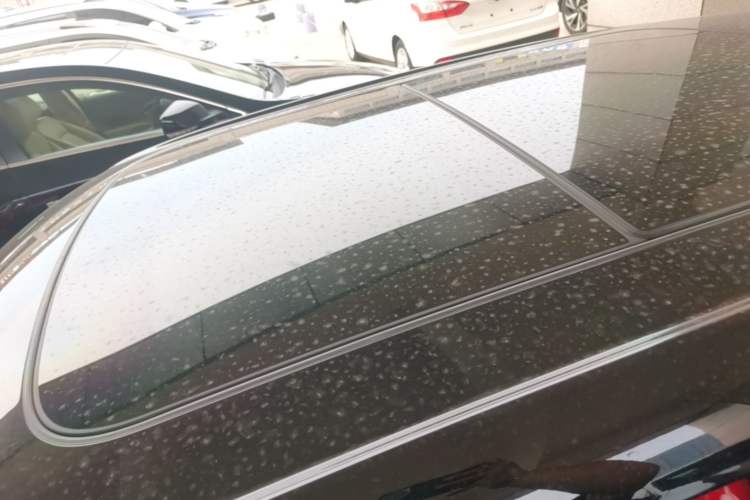 Used MINI 2016 1.5T COOPER Five-Door Edition Roof