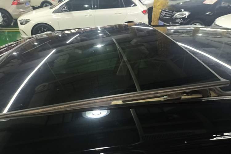 Used MINI 2016 1.5T COOPER Performance Edition 5-door version Roof