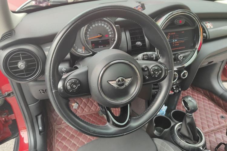 Used MINI 2016 1.5T COOPER Avant-Garde Steering Wheel