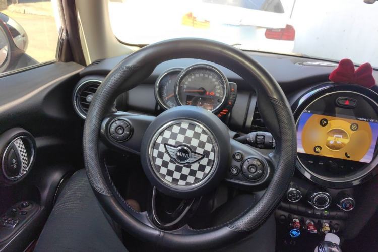 Used MINI 2016 1.2T ONE Pioneer Edition Steering Wheel