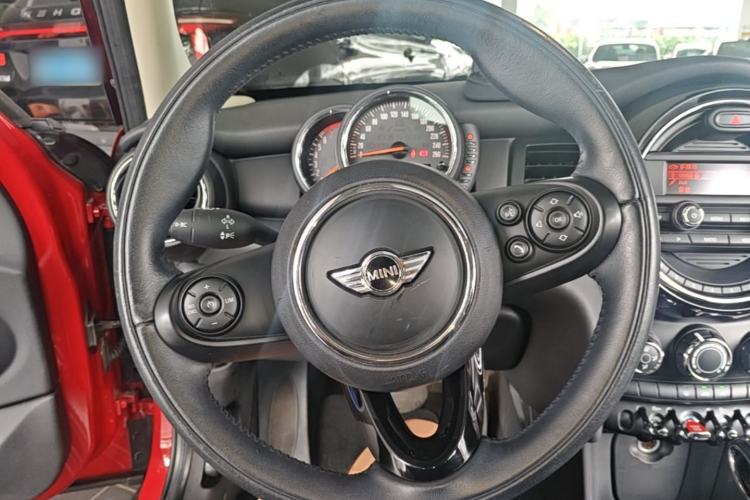 Used MINI 2016 1.2T ONE Pioneer Edition Five-Door Version Steering Wheel
