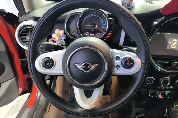 Used MINI 2016 1.2T ONE Pioneer Edition Five-Door Version Steering Wheel