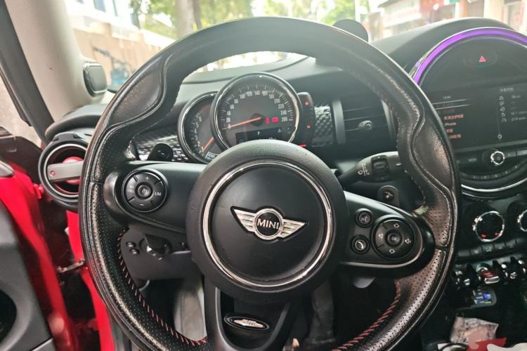 Used MINI 2016 2.0T COOPER S Pioneer Edition Steering Wheel