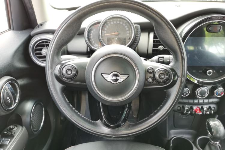 Used MINI 2016 1.2T ONE Pioneer Edition Five-Door Version Steering Wheel