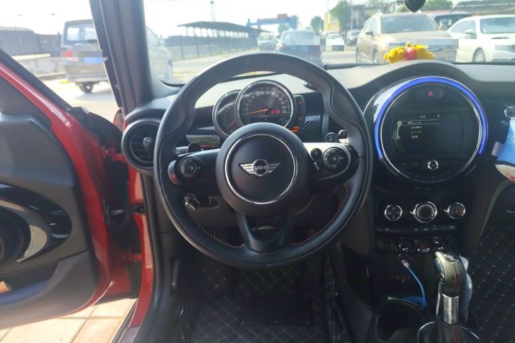 Used MINI 2016 2.0T COOPER S Five-Door Edition Steering Wheel