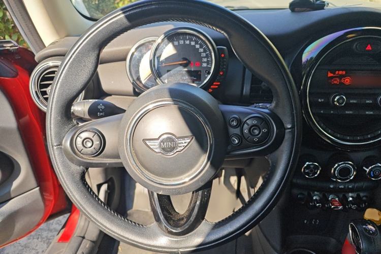 Used MINI 2016 1.2T ONE Pioneer Edition Steering Wheel