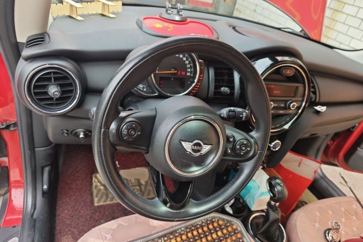 Used MINI 2016 1.2T ONE Pioneer Edition Steering Wheel