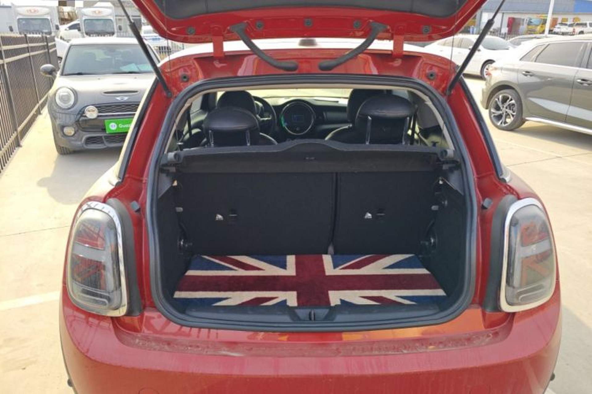 Used MINI 2016 1.2T ONE Pioneer Edition Trunk