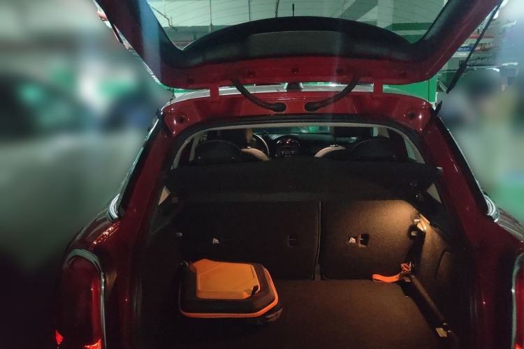 Used MINI 2016 1.2T ONE Pioneer Edition Five-Door Version Trunk