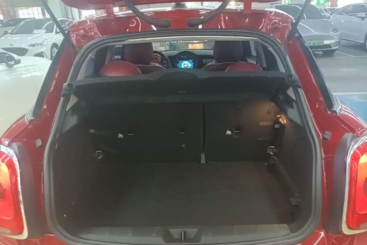 Used MINI 2016 1.2T ONE Five-Door Edition Trunk