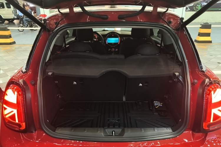Used MINI 2016 2.0T COOPER S Manual Trunk