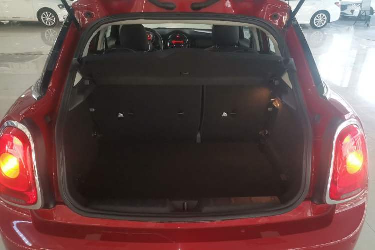 Used MINI 2016 1.2T ONE Five-Door Edition Trunk