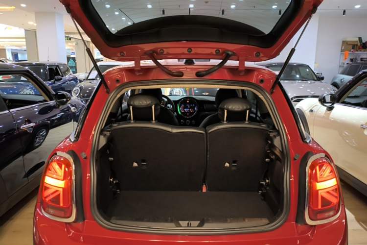 Used MINI 2016 1.2T ONE Pioneer Edition Trunk
