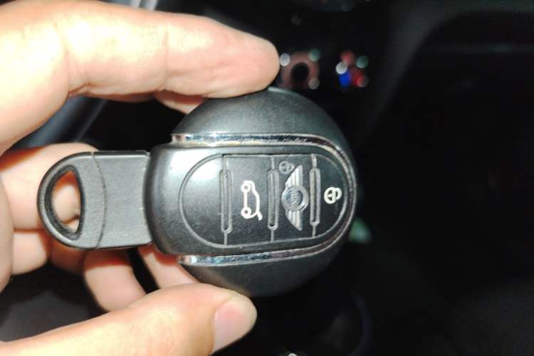 Used MINI 2016 1.5T COOPER Vehicle Key