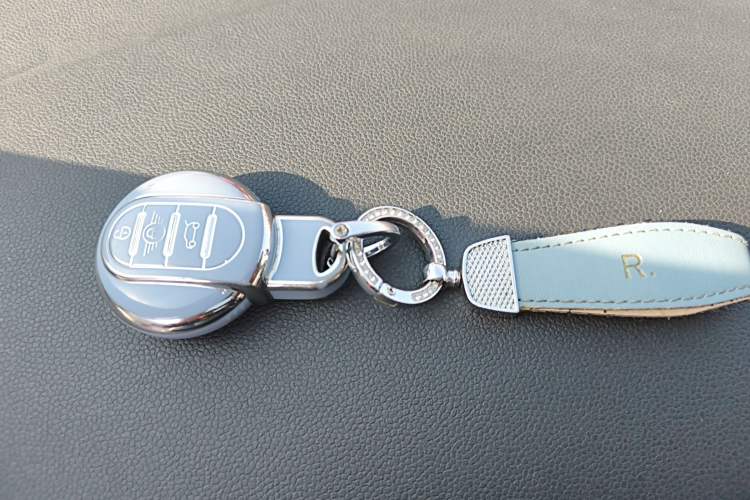 Used MINI 2016 1.2T ONE Pioneer Edition Vehicle Key