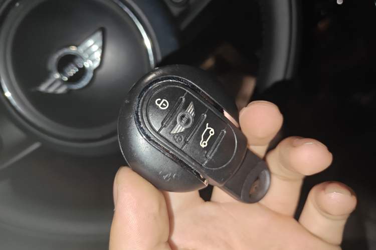 Used MINI 2016 1.5T COOPER Vehicle Key