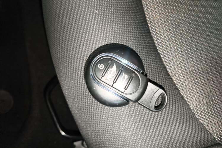 Used MINI 2016 1.2T ONE Pioneer Edition Vehicle Key