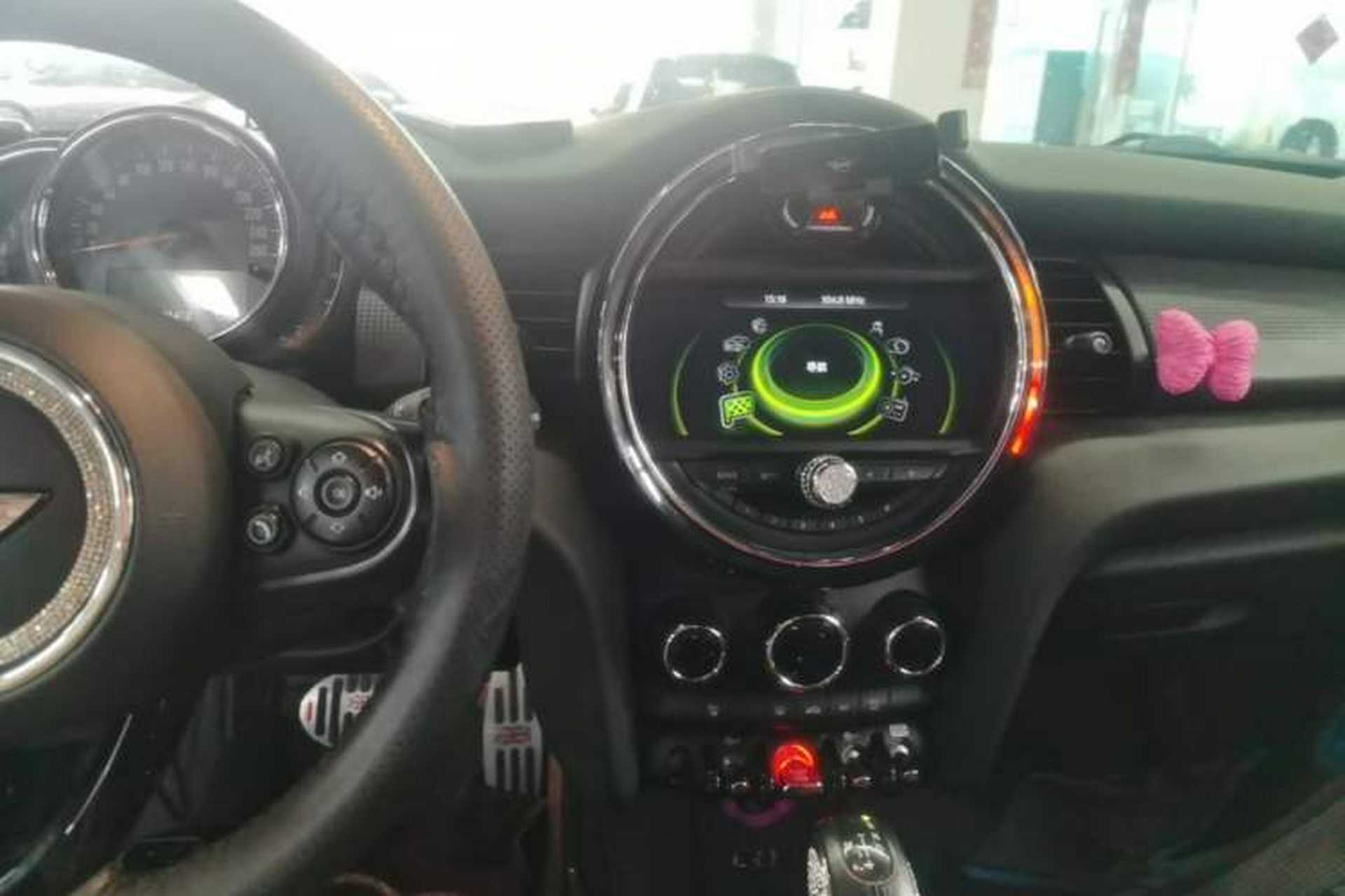 Used MINI 2016 1.5T COOPER Avant-Garde Audio And AC Panel