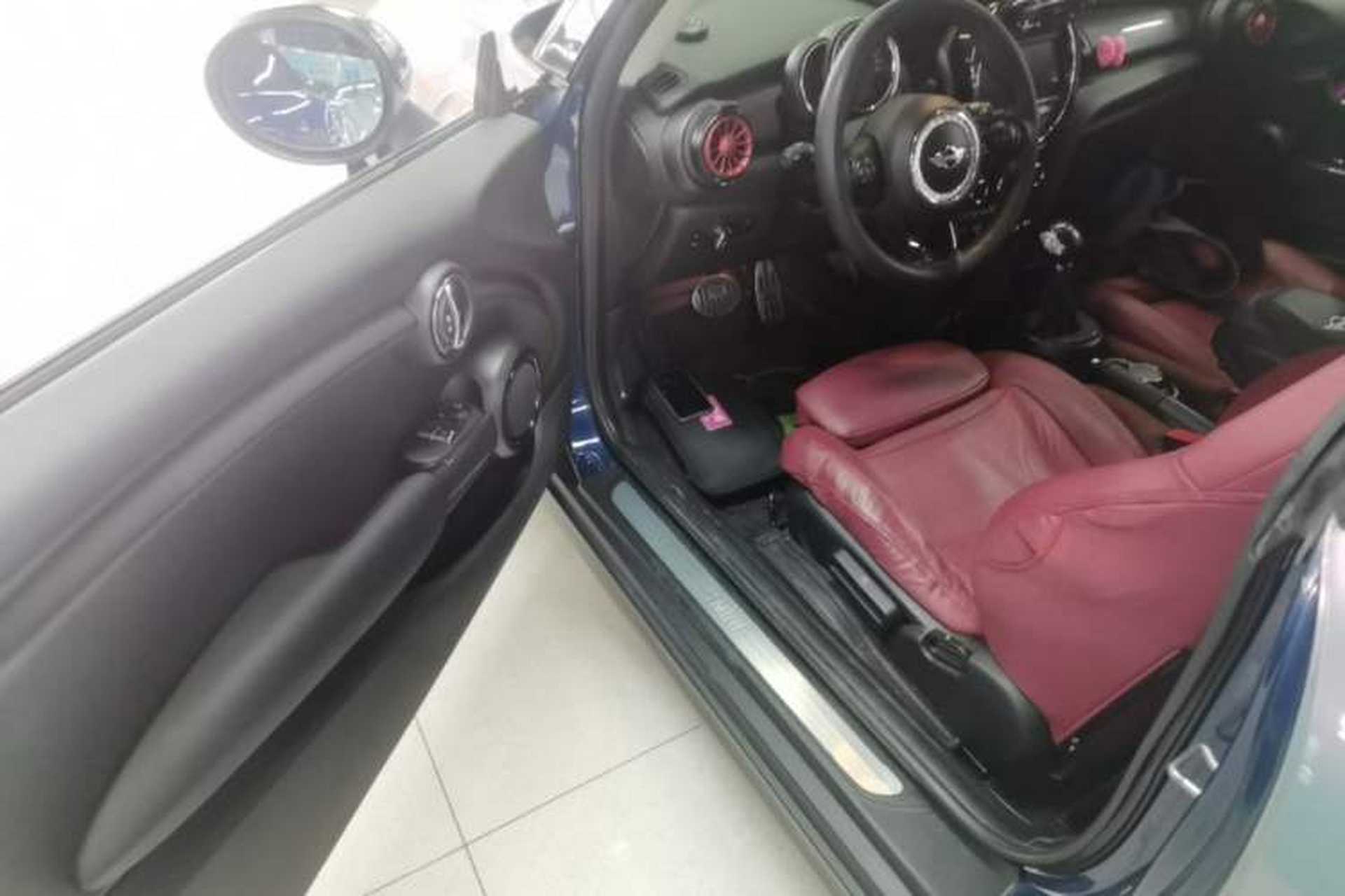 Used MINI 2016 1.5T COOPER Avant-Garde Driver Seat