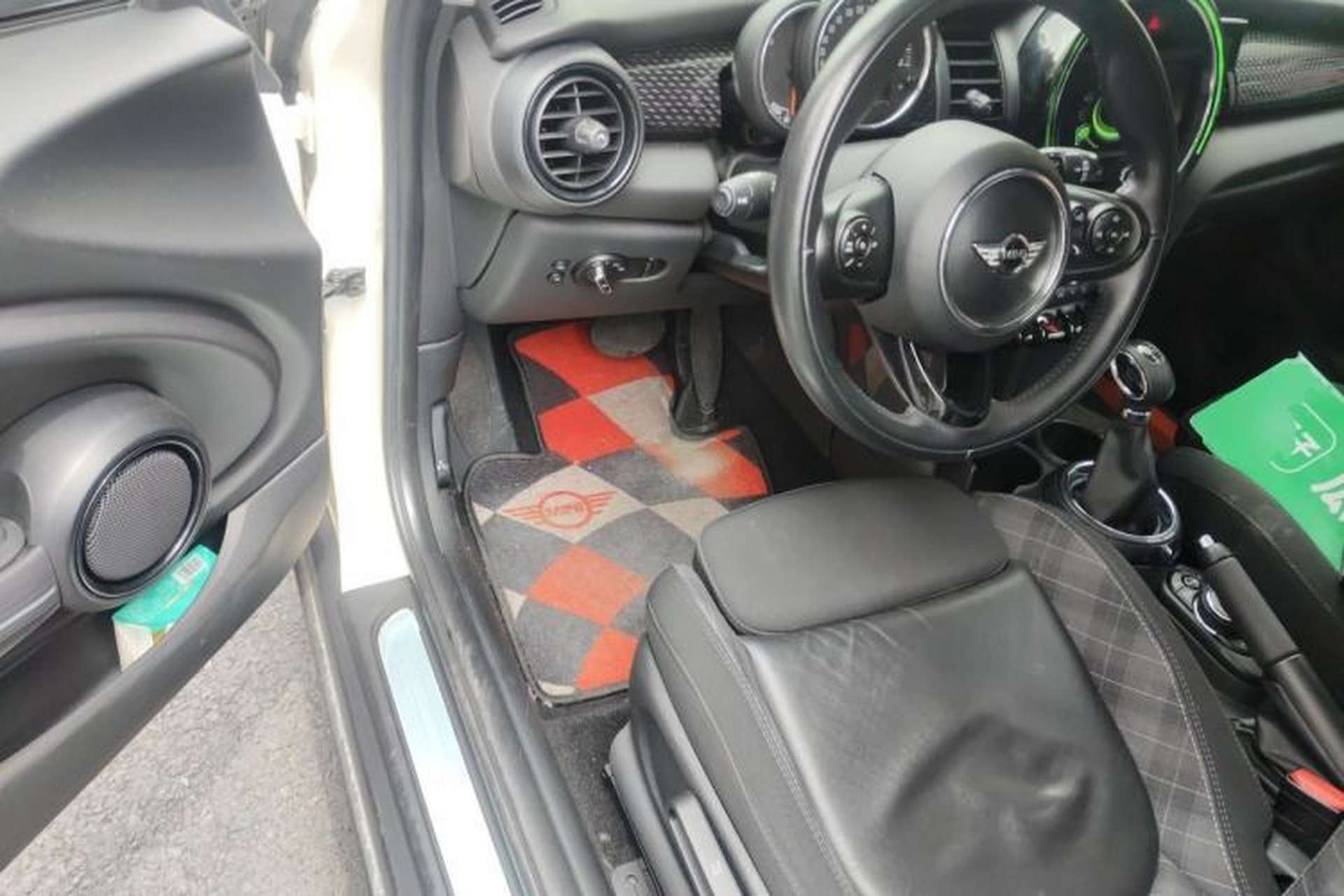 Used MINI 2016 1.5T COOPER Avant-Garde Driver Seat