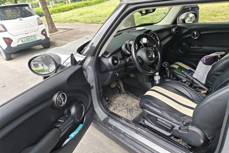 Used MINI 2016 1.2T ONE Pioneer Edition Driver Seat