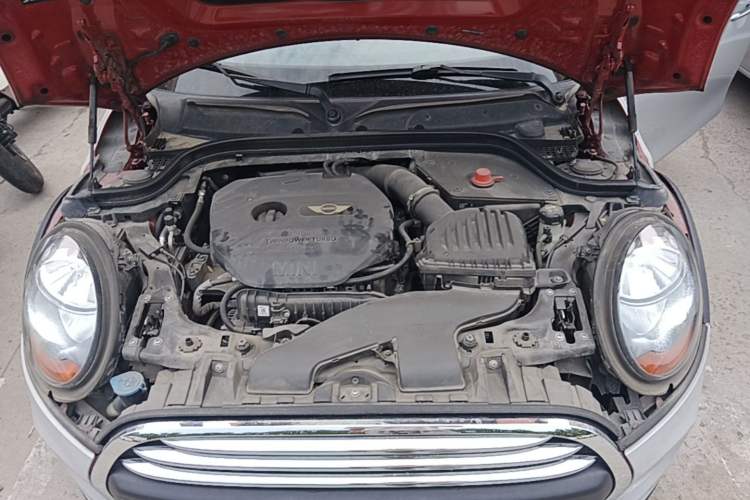 Used MINI 2016 1.2T ONE Pioneer Edition Engine Bay
