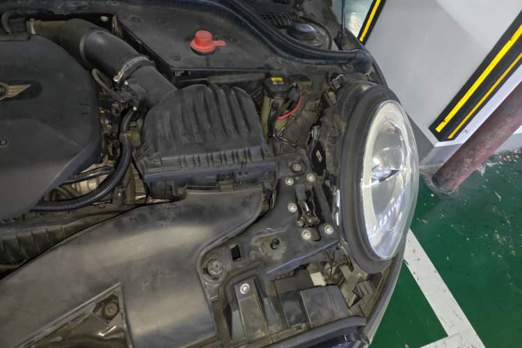 Used MINI 2016 1.5T COOPER Avant-Garde Engine Bay Left