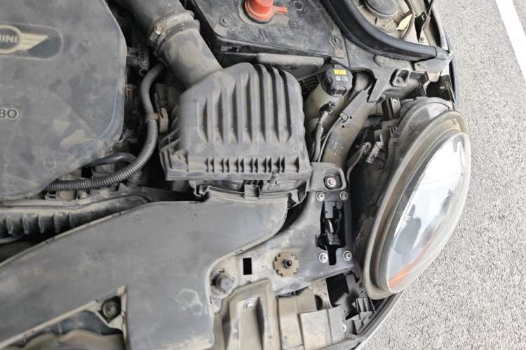 Used MINI 2016 1.2T ONE Pioneer Edition Engine Bay Left