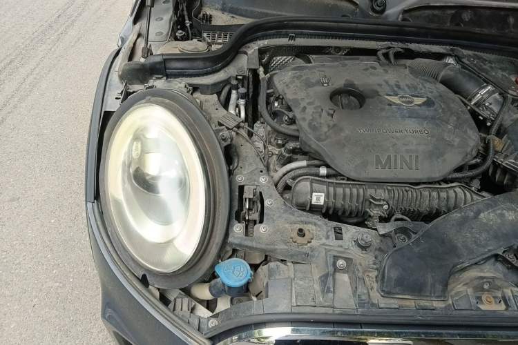 Used MINI 2016 2.0T COOPER S Performance Edition Five-Door Version Engine Bay Right