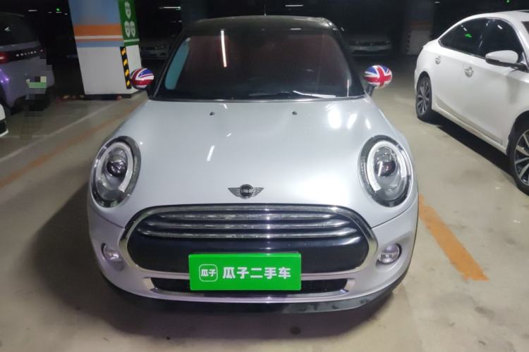 Used MINI 2016 1.5T COOPER Pioneer Edition Five-Door Model Front