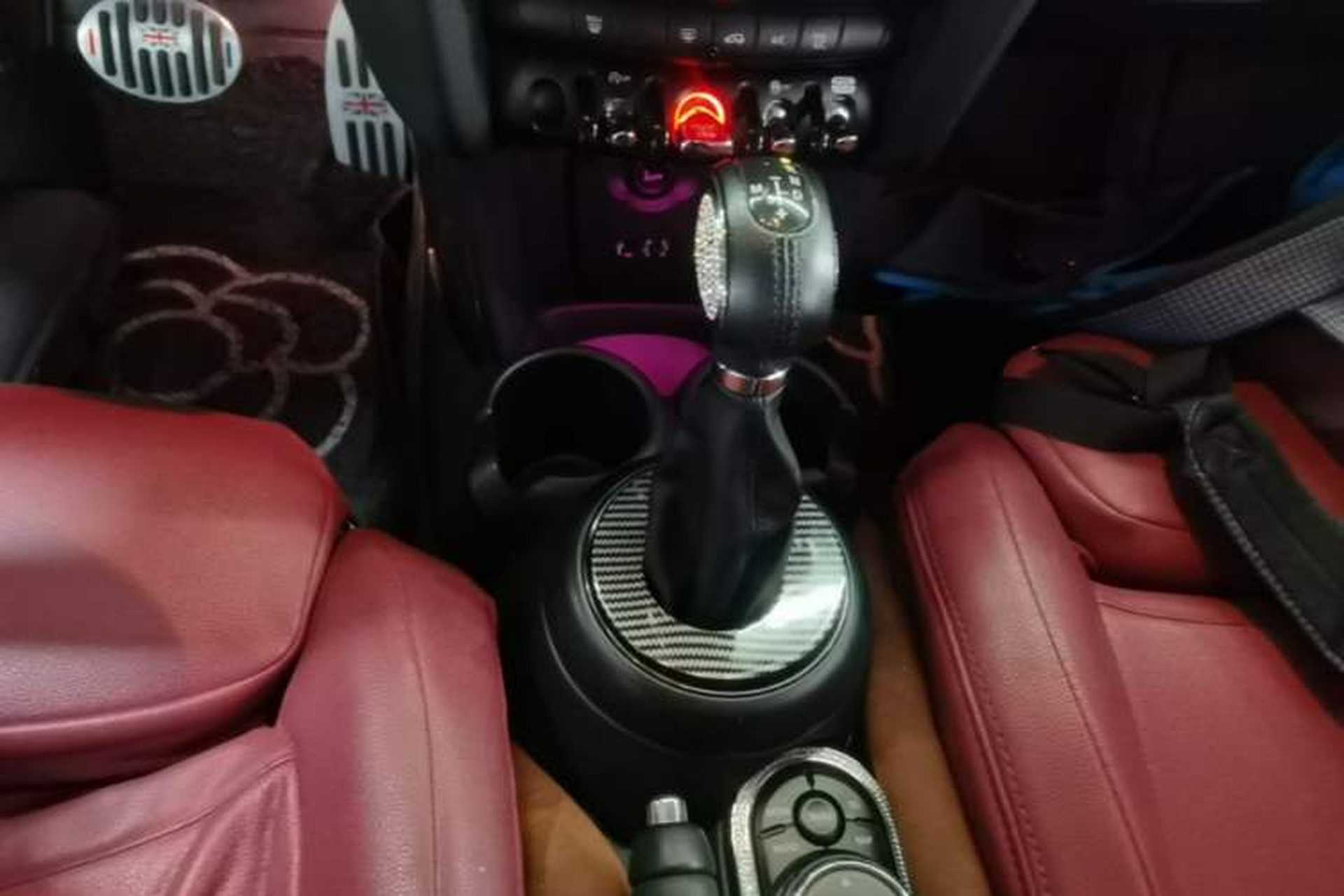 Used MINI 2016 1.5T COOPER Avant-Garde Gear Lever