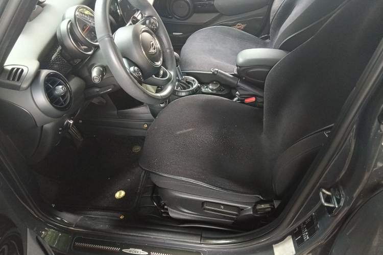 Used MINI 2016 2.0T COOPER S Performance Edition Five-Door Version Left Front Seat