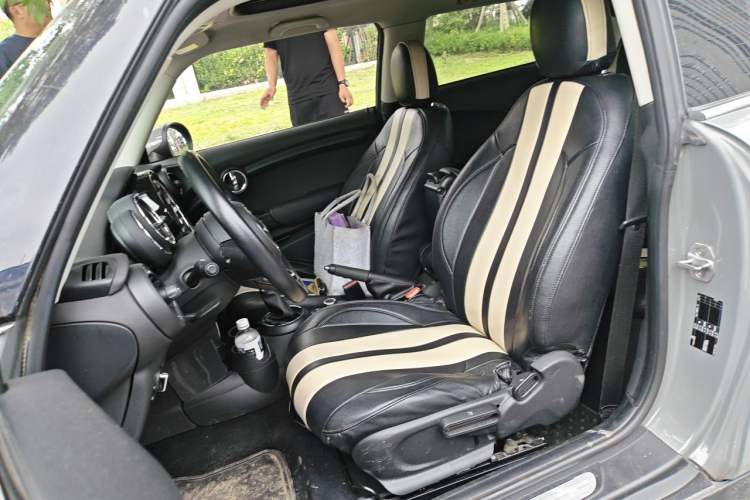 Used MINI 2016 1.2T ONE Pioneer Edition Left Front Seat