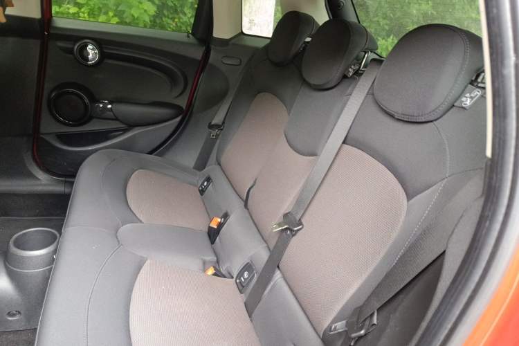 Used MINI 2016 1.2T ONE Five-Door Edition Left Rear Seat