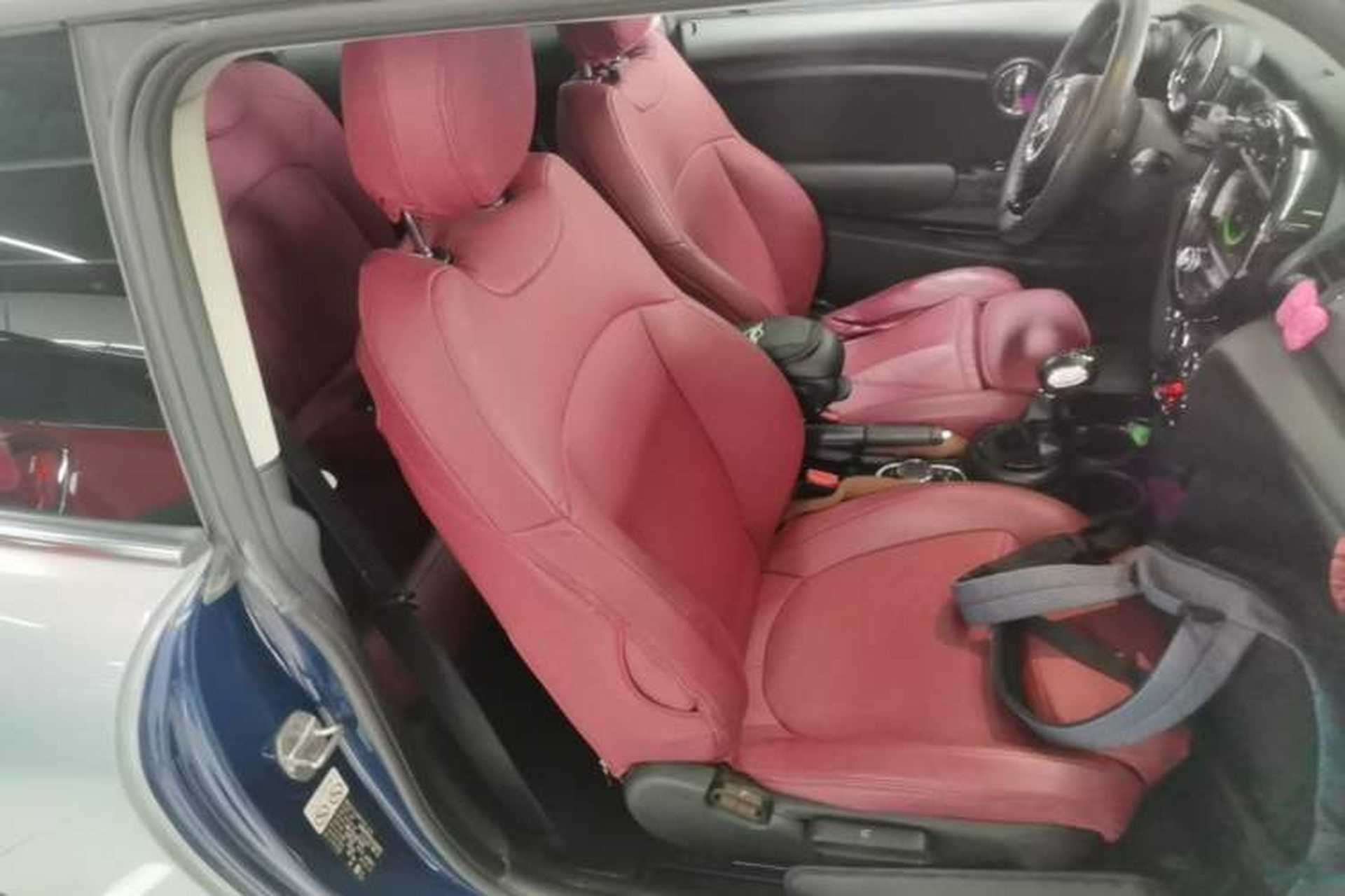 Used MINI 2016 1.5T COOPER Avant-Garde Right Front Seat