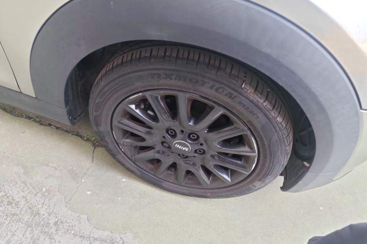Used MINI 2016 1.5T COOPER Right Front Wheel Hub