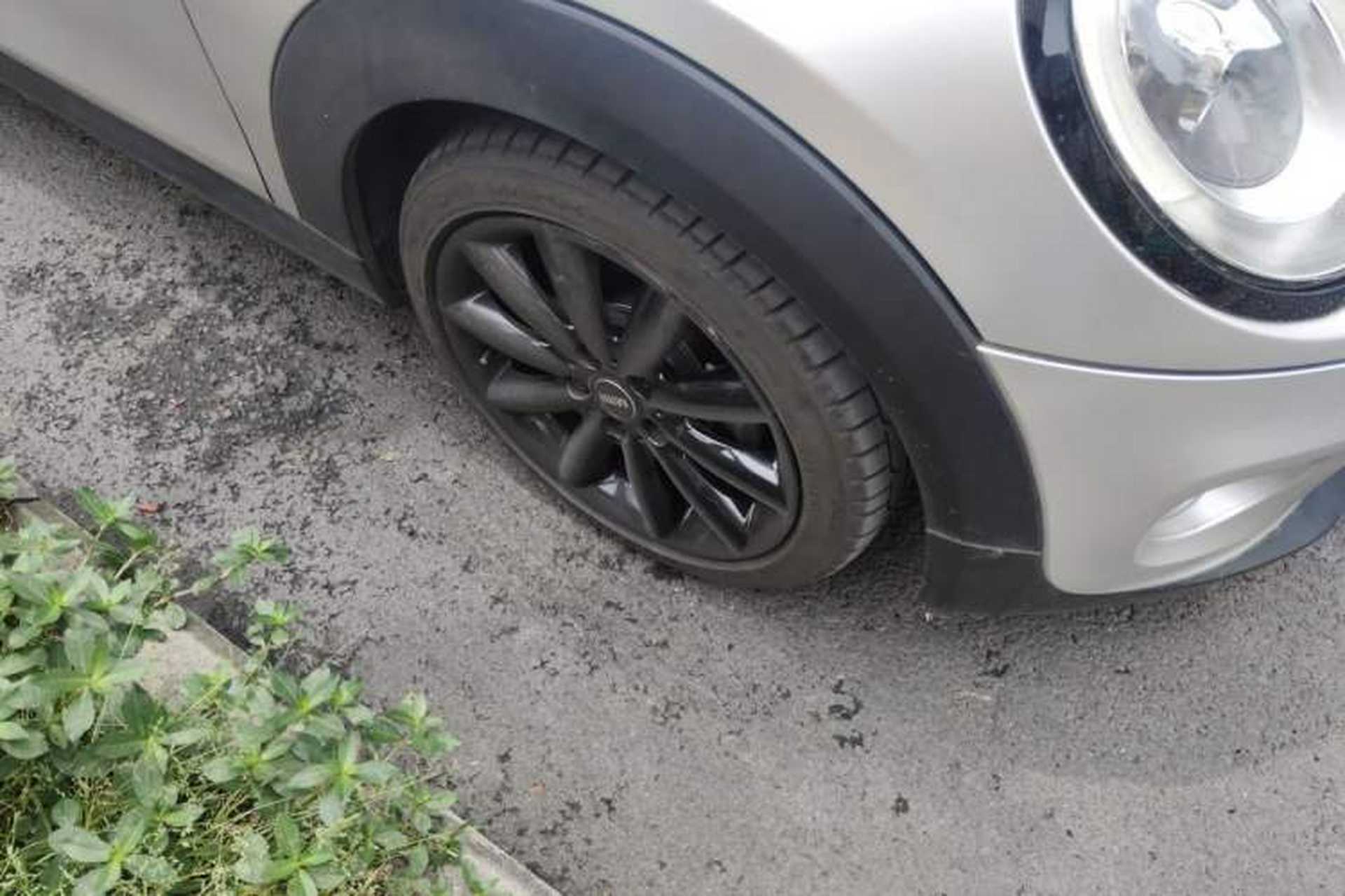 Used MINI 2016 1.5T COOPER Avant-Garde Right Front Wheel Hub