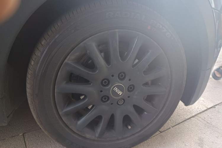 Used MINI 2016 1.5T COOPER Right Front Wheel Hub