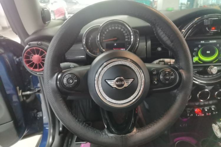 Used MINI 2016 1.5T COOPER Avant-Garde Steering Wheel