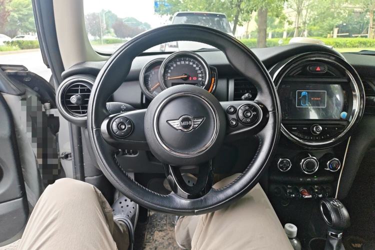 Used MINI 2016 1.2T ONE Pioneer Edition Steering Wheel
