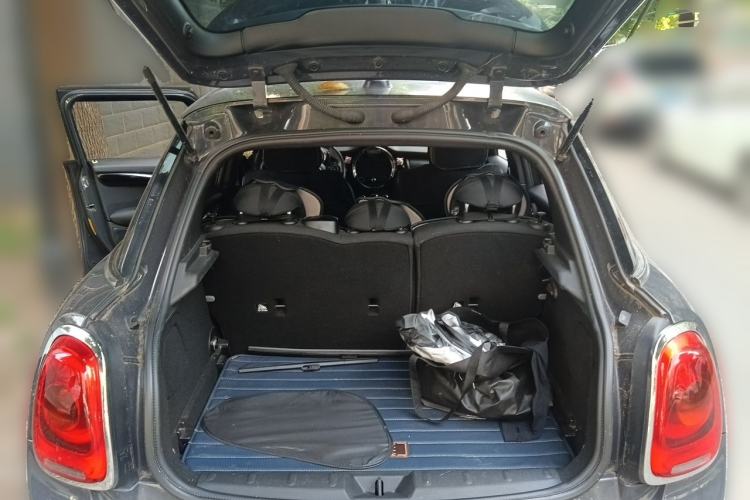 Used MINI 2016 2.0T COOPER S Performance Edition Five-Door Version Trunk