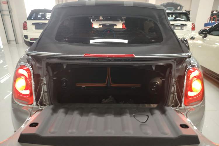 Used MINI 2016 2.0T COOPER S CABRIO Trunk