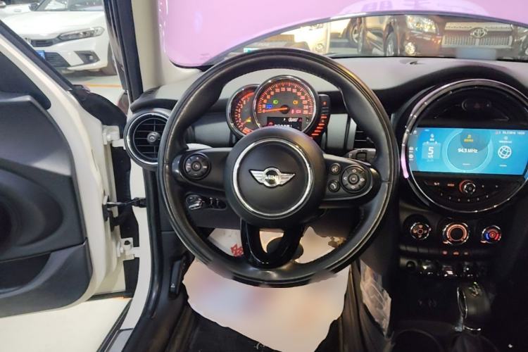 Used MINI 2016 1.2T ONE Pioneer Edition Five-Door Version Steering Wheel
