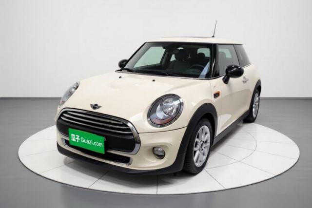 Używany MINI 2016 1.2T ONE Pioneer Edition
