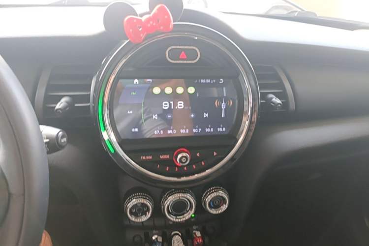 Used MINI 2016 1.2T ONE Pioneer Edition Audio And AC Panel
